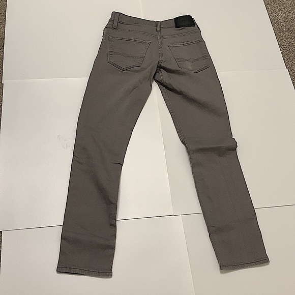 Grey Levi’s Jeans - Picture 2 of 2